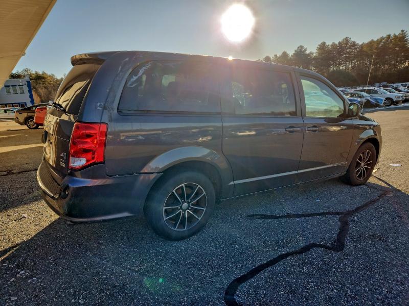 Photo 3 from auction – 2019 DODGE GRAND CARA with VIN 2C4RDGEG4KR570943