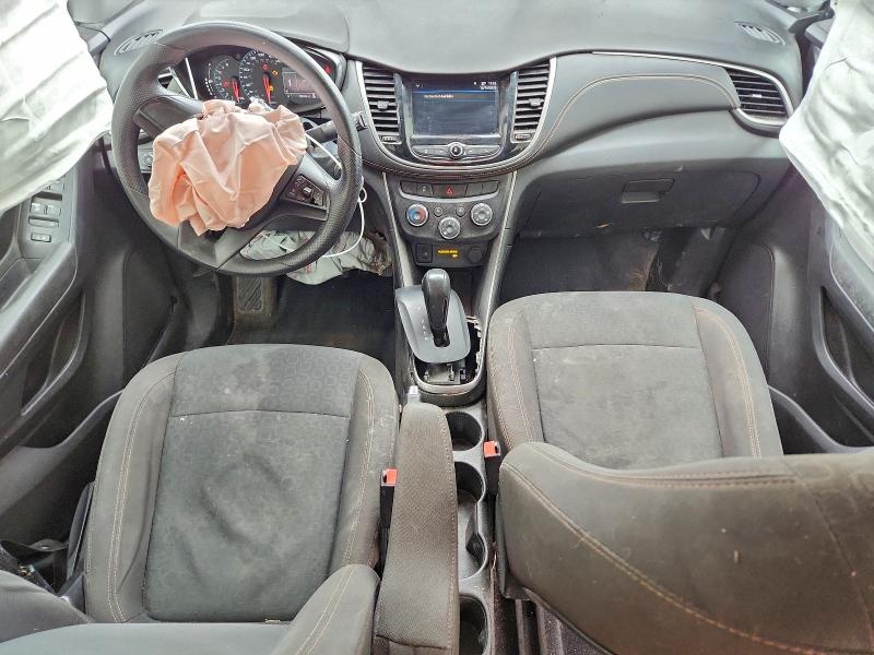 Photo 8 from auction – 2018 CHEVROLET TRAX with VIN KL7CJKSB4JB561261