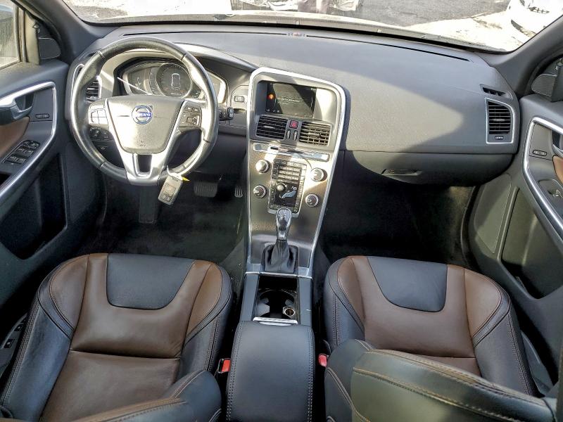 Photo 8 from auction – 2015 VOLVO XC60 T5 PR with VIN YV440MDK7F2707188