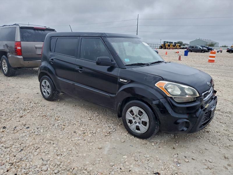 Photo 4 from auction – 2012 KIA SOUL with VIN KNDJT2A50C7748762