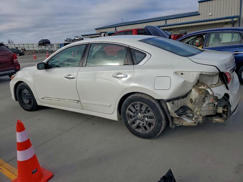 Photo 2 from auction – 2017 NISSAN ALTIMA 2.5 with VIN 1N4AL3AP7HC155072
