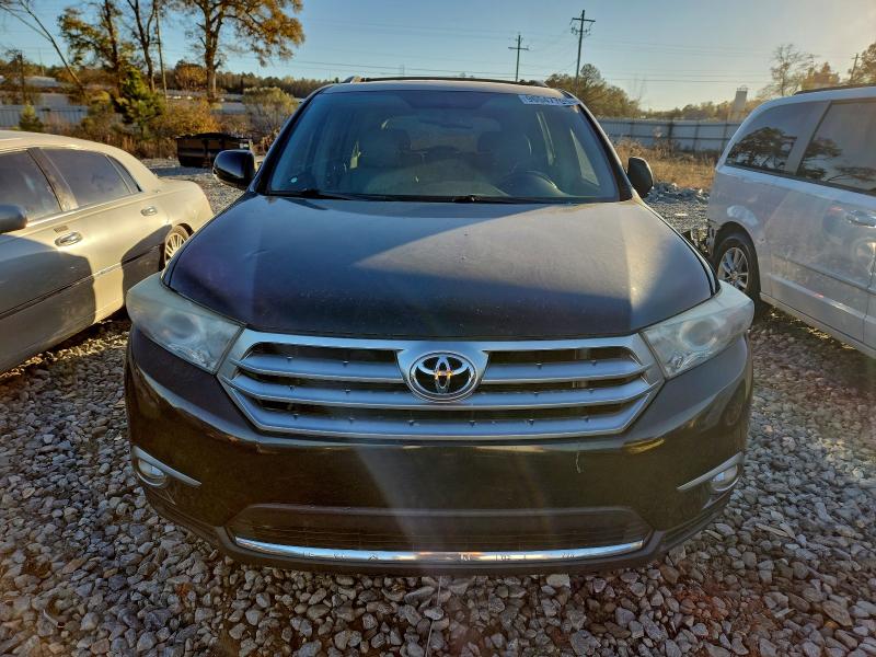 Photo 5 from auction – 2013 TOYOTA HIGHLANDER with VIN 5TDYK3EH4DS113997