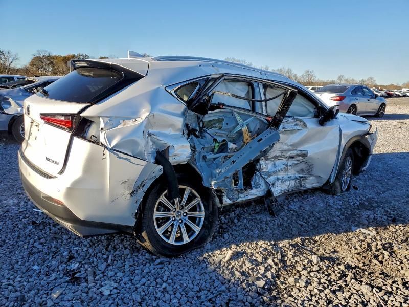 Photo 3 from auction – 2021 LEXUS NX 300 BAS with VIN JTJDARBZ9M5029369