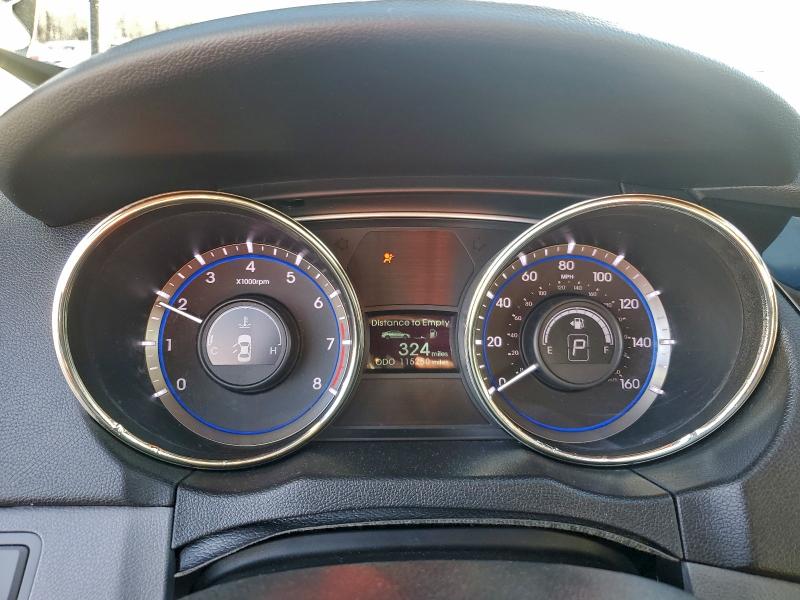 Photo 9 from auction – 2012 HYUNDAI SONATA with VIN 5NPEC4AB2CH484913