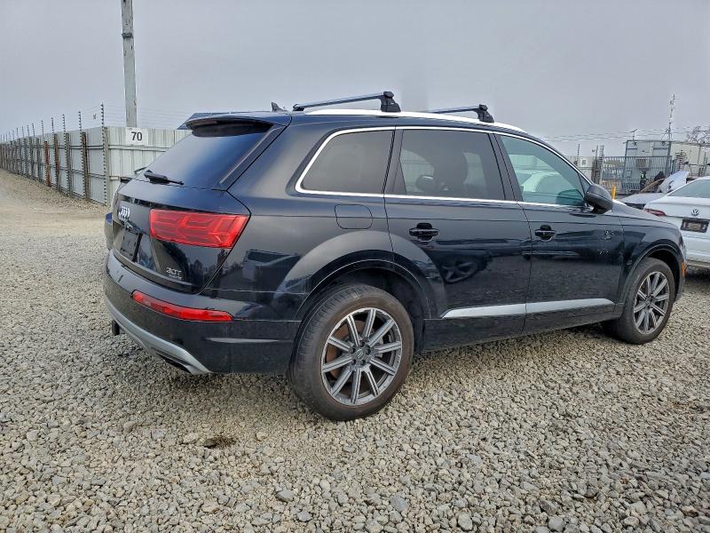 Photo 3 from auction – 2018 AUDI Q7 PREMIUM with VIN WA1LAAF79JD050176