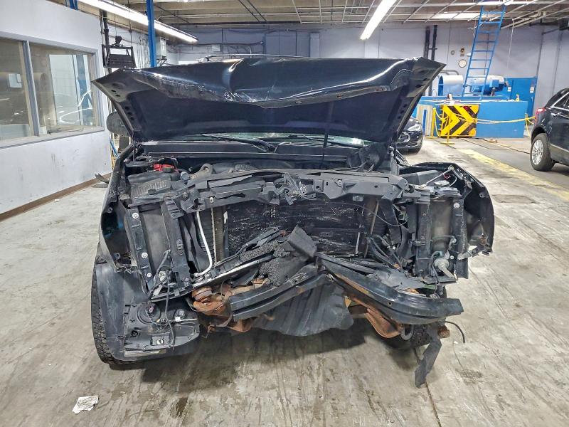 Photo 5 from auction – 2011 GMC YUKON SLE with VIN 1GKS1AE08BR305107