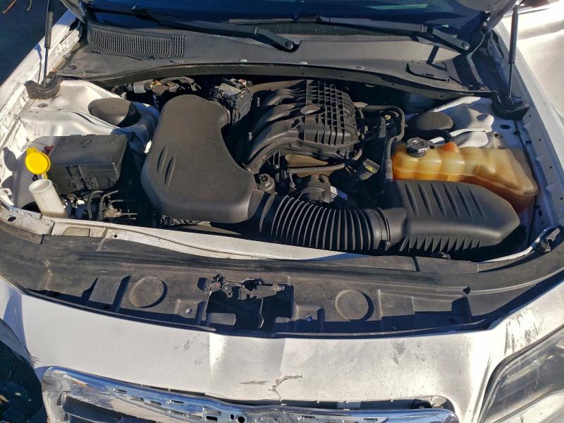 Photo 11 from auction – 2014 CHRYSLER 300 S with VIN 2C3CCABG7EH186227