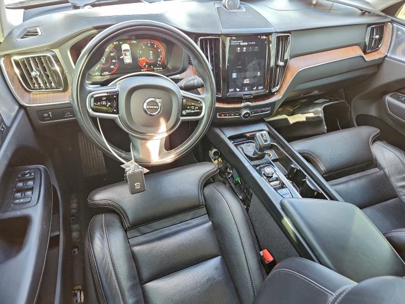 Photo 8 from auction – 2019 VOLVO XC60 T6 IN with VIN YV4A22RL1K1333907