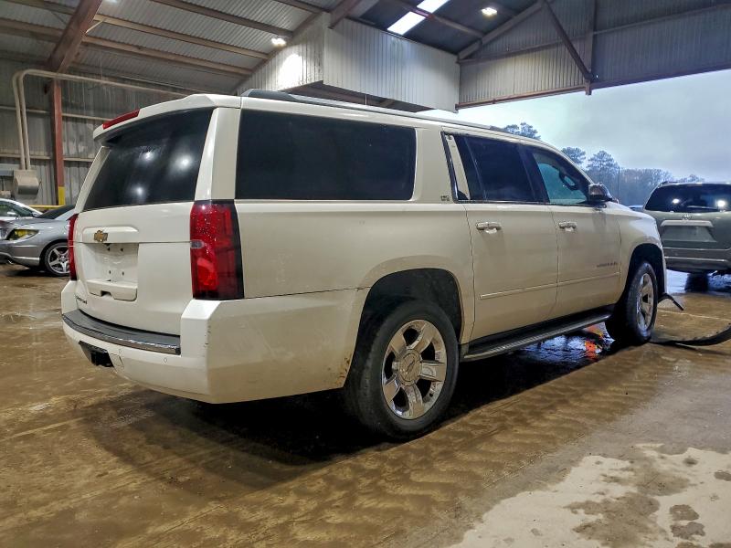 Photo 3 from auction – 2015 CHEVROLET SUBURBAN C with VIN 1GNSCKKC8FR604698