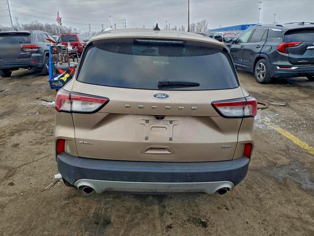 Photo 6 from auction – 2021 FORD ESCAPE with VIN 1FMCU0CZ1MUA68152