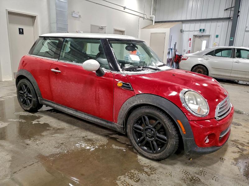 Photo 4 from auction – 2011 MINI COOPER with VIN WMWSU3C56BT094180