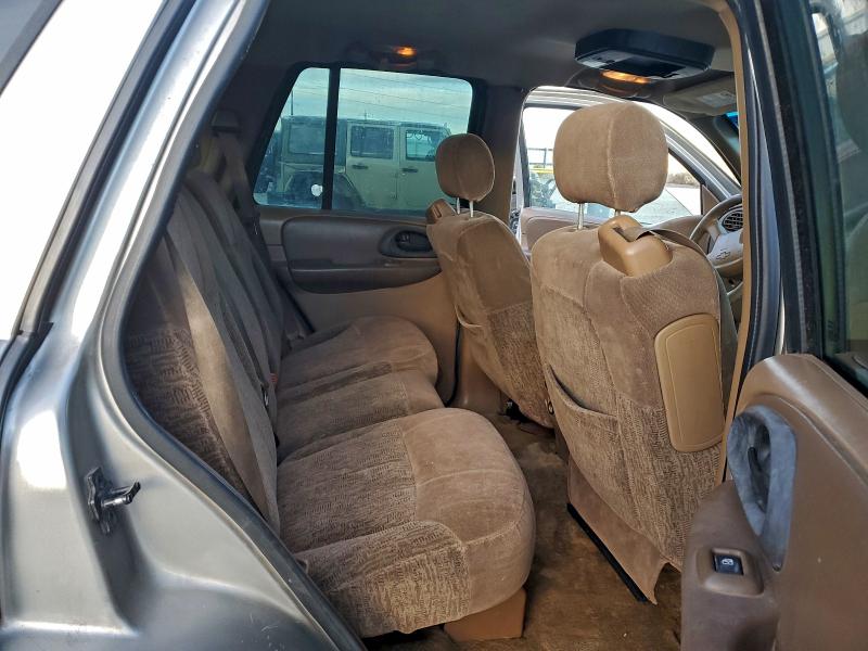 Photo 11 from auction – 2002 CHEVROLET TRAILBLAZE with VIN 1GNDT13SX22241543