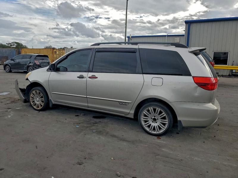 Photo 2 from auction – 2004 TOYOTA SIENNA with VIN 5TDZA23C44S026402
