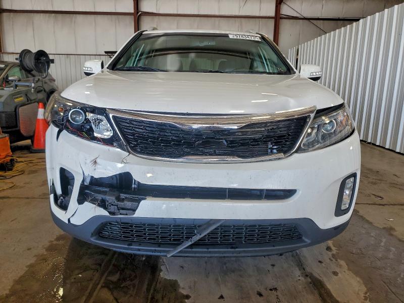 Photo 5 from auction – 2015 KIA SORENTO with VIN 5XYKTCA66FG628281