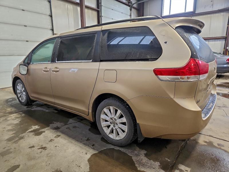 Photo 2 from auction – 2011 TOYOTA SIENNA LE with VIN 5TDJK3DC2BS007679