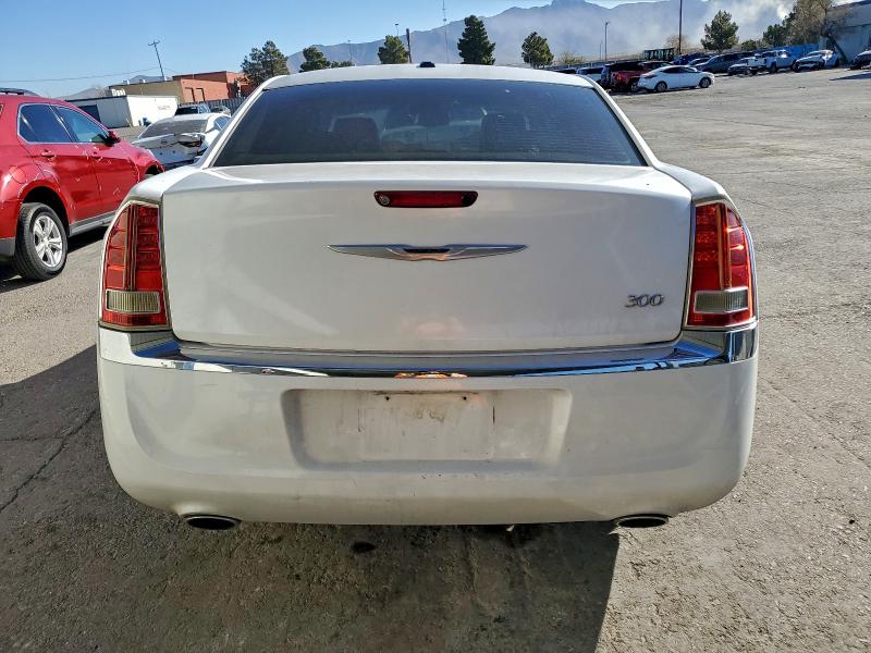 Photo 6 from auction – 2012 CHRYSLER 300 LIMITE with VIN 2C3CCACG0CH152870