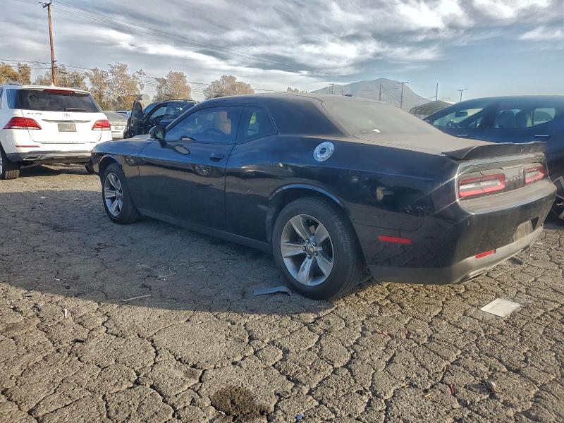 Photo 2 from auction – 2018 DODGE CHALLENGER with VIN 2C3CDZAG9JH327676