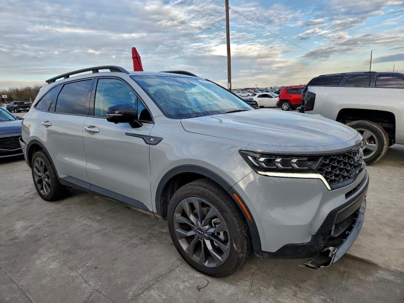 Photo 4 from auction – 2023 KIA SORENTO SX with VIN 5XYRKDLF3PG210430