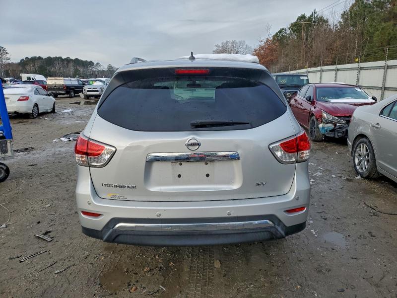 Photo 6 from auction – 2013 NISSAN PATHFINDER with VIN 5N1AR2MN2DC610106