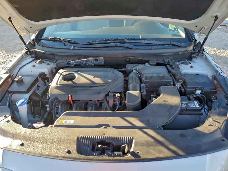 Photo 11 from auction – 2017 HYUNDAI SONATA SE with VIN 5NPE24AF6HH459851