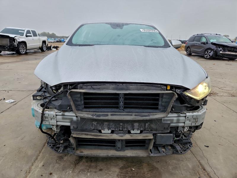Photo 5 from auction – 2019 FORD FUSION SE with VIN 3FA6P0LU0KR225614