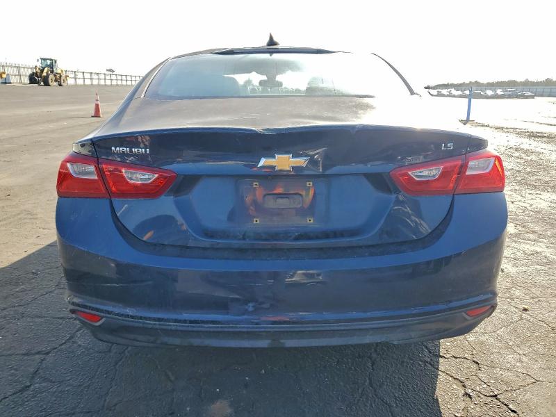 Photo 6 from auction – 2016 CHEVROLET MALIBU with VIN 1G1ZB5ST2GF337856