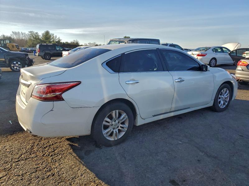 Photo 3 from auction – 2013 NISSAN ALTIMA 2.5 with VIN 1N4AL3AP1DC902384