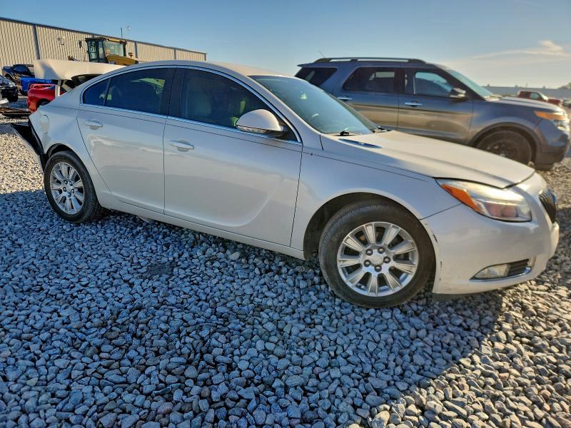 Photo 4 from auction – 2013 BUICK REGAL with VIN 2G4GR5ER2D9238920
