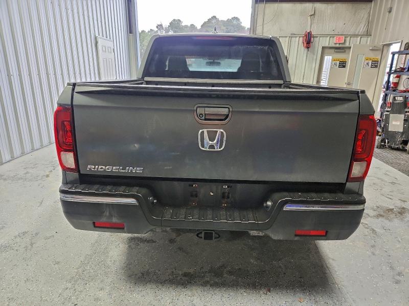 Photo 6 from auction – 2017 HONDA RIDGELINE with VIN 5FPYK2F65HB011696