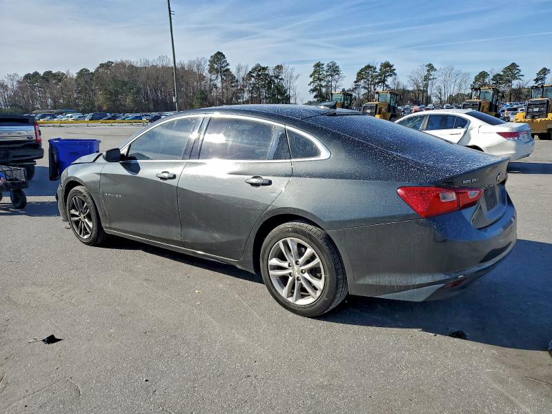 Photo 2 from auction – 2018 CHEVROLET MALIBU LT with VIN 1G1ZD5ST7JF174915