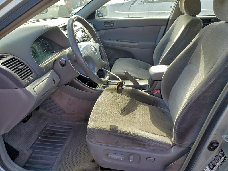 Photo 7 from auction – 2004 TOYOTA CAMRY LE with VIN JTDBE32K840246441