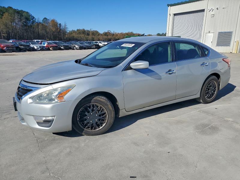 NISSAN ALTIMA 2.5 2013 with VIN 1N4AL3AP0DN523767 - Photo from auction