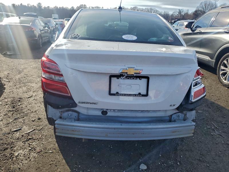 Photo 6 from auction – 2018 CHEVROLET SONIC with VIN 1G1JD5SG5J4100307