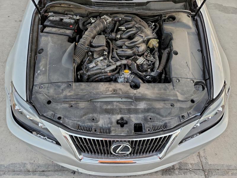 Photo 11 from auction – 2010 LEXUS IS with VIN JTHBF5C29A5121274
