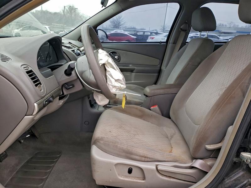 Photo 7 from auction – 2004 CHEVROLET MALIBU with VIN 1G1ZS52F74F198006