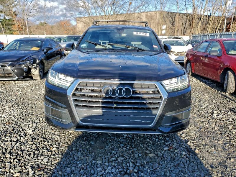 Photo 5 from auction – 2019 AUDI Q7 PREMIUM with VIN WA1LHBF74KD021543