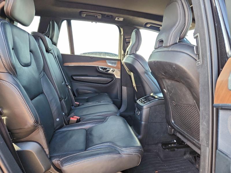 Photo 11 from auction – 2019 VOLVO XC90 T8 IN with VIN YV4BR0CL4K1442391