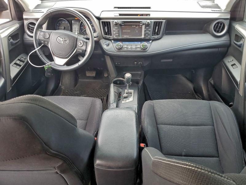 Photo 8 from auction – 2018 TOYOTA RAV4 ADVEN with VIN 2T3WFREV2JW432958