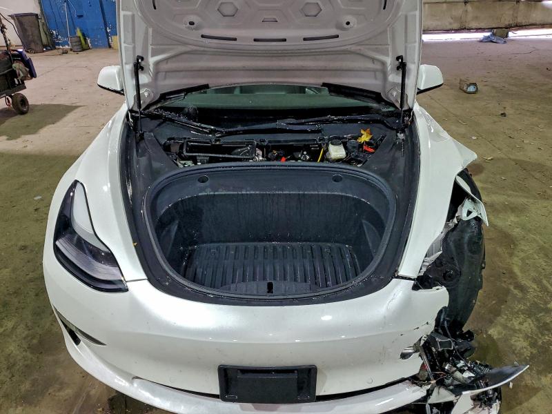 Photo 11 from auction – 2022 TESLA MODEL 3 with VIN 5YJ3E1EA0NF372551