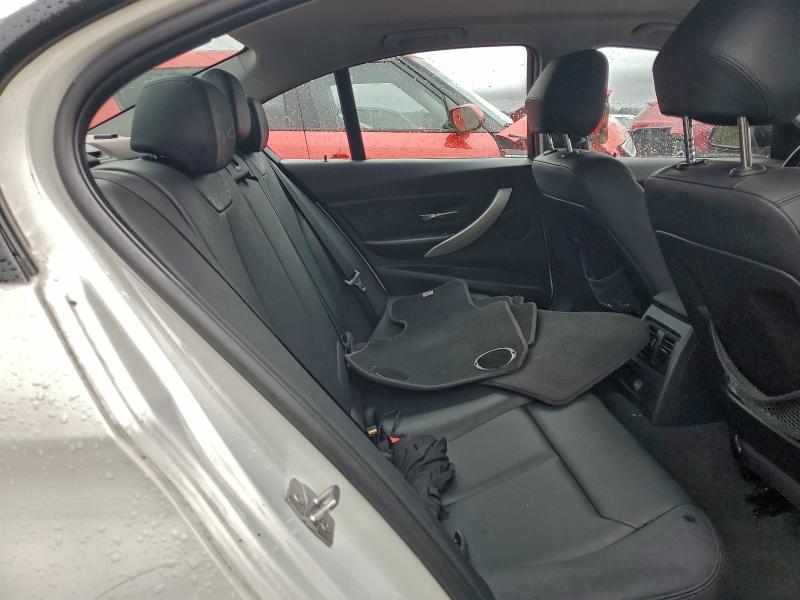 Photo 10 from auction – 2013 BMW 328 I SULE with VIN WBA3C1C50DF443881