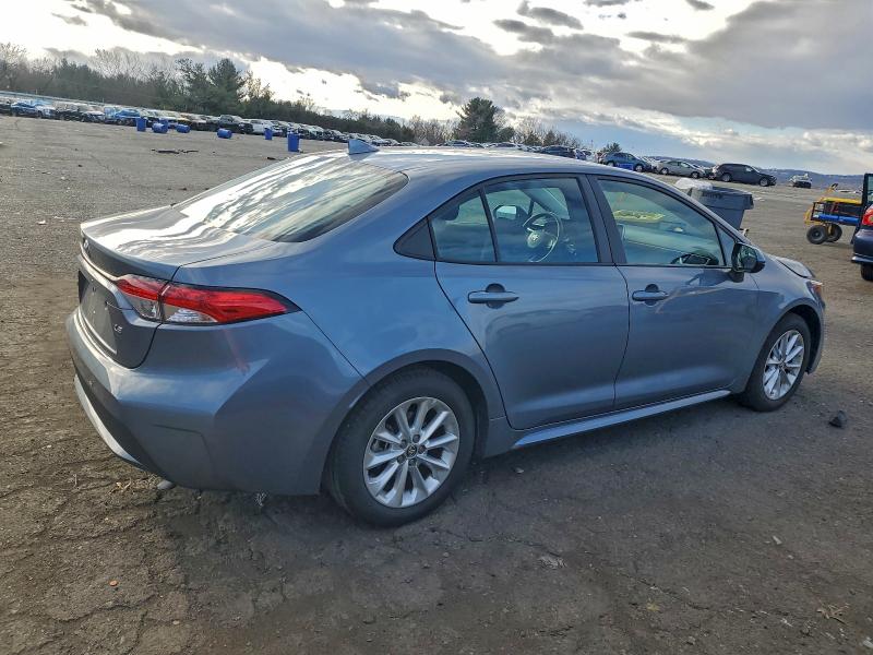 Photo 3 from auction – 2020 TOYOTA COROLLA LE with VIN 5YFVPRAE7LP097871