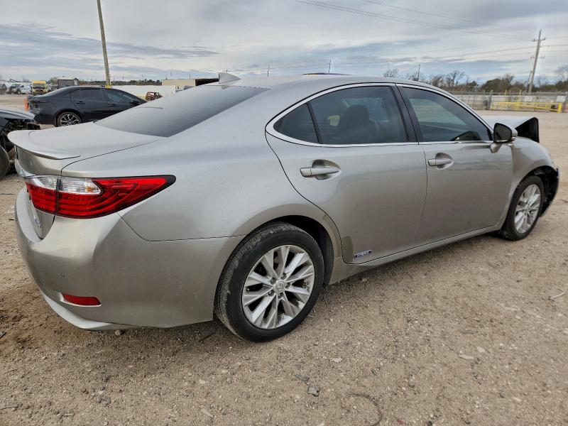 Photo 3 from auction – 2015 LEXUS ES 300H with VIN JTHBW1GG4F2089972