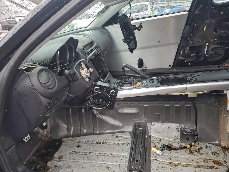 Photo 7 from auction – 2004 MAZDA RX8 with VIN JM1FE173840129885