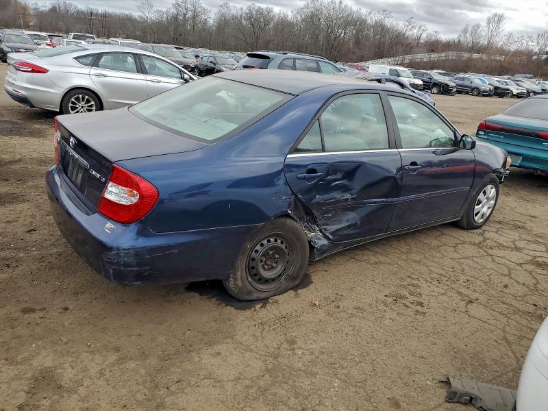 Photo 3 from auction – 2004 TOYOTA CAMRY with VIN 4T1BE32K04U280197