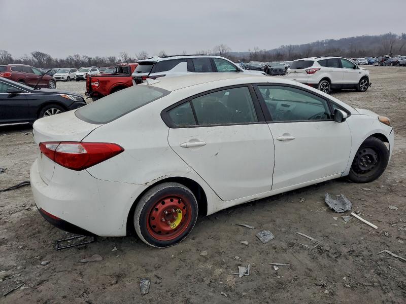 Photo 3 from auction – 2016 KIA FORTE LX with VIN KNAFK4A69G5618314