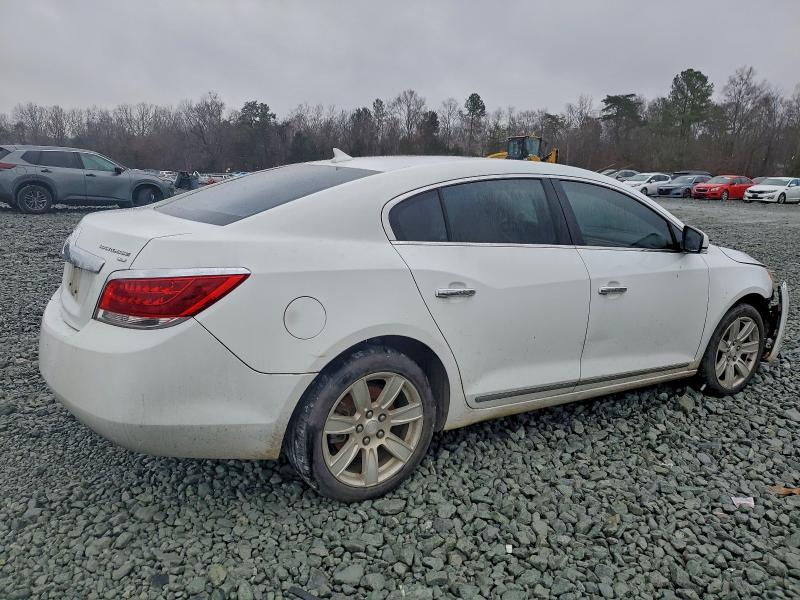 Photo 3 from auction – 2010 BUICK LACROSSE C with VIN 1G4GC5EG5AF210192