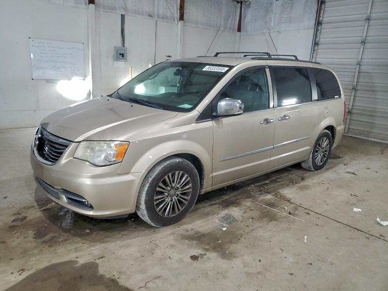 CHRYSLER TOWN & COU 2014 with VIN 2C4RC1CG1ER116155 - Photo from auction