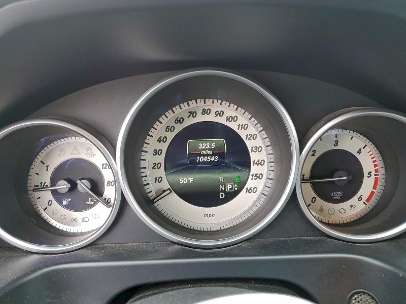 Photo 9 from auction – 2016 MERCEDES-BENZ E 250 BLUE with VIN WDDHF0EB7GB213916