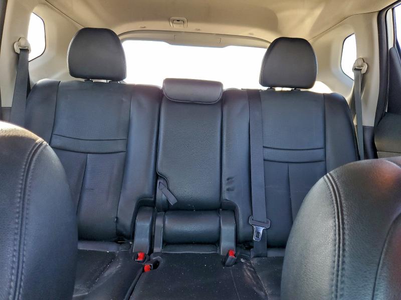 Photo 10 from auction – 2016 NISSAN ROGUE S with VIN 5N1AT2MT2GC828695