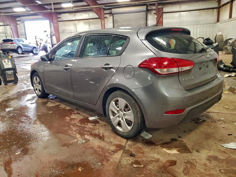 Photo 2 from auction – 2016 KIA FORTE LX with VIN KNAFK5A86G5547130